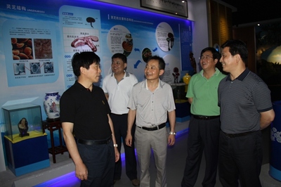 李广欣局长视察调研仙客来公司 聚焦医药科技创新，护航食品药品安全